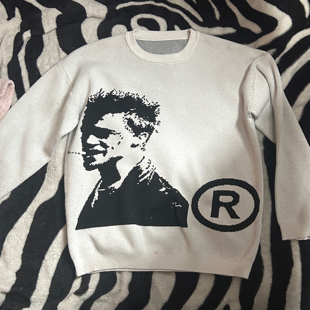 Graphic Crewneck Sweater - Black on White